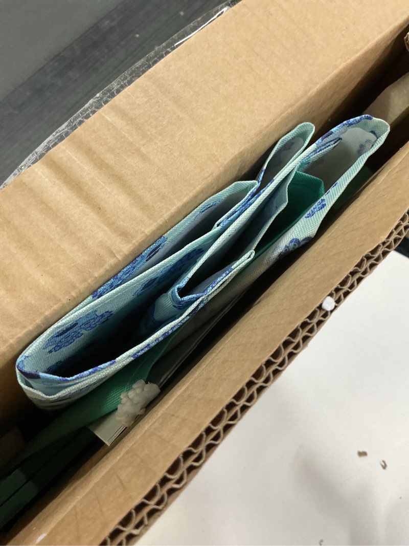 Condition photo showing Good Condition for Delta Children – Bluey Toy Box with Retractable Fabric Top