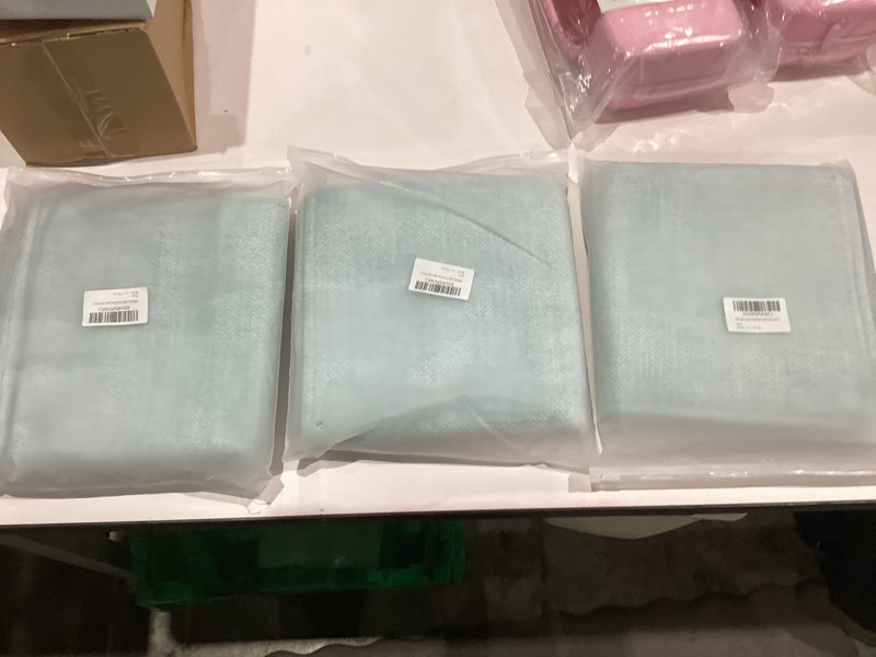 Condition photo showing New/Like New for OYIMUA Blue and White 20x20 Decorative Throw Pillow Covers Chenille Set of 2 Square Accent Pillows for Couch Living Room Bed Cozy Farmhouse Neutral Cushion Covers Blue and White 20" x 20" (Pack of 2)