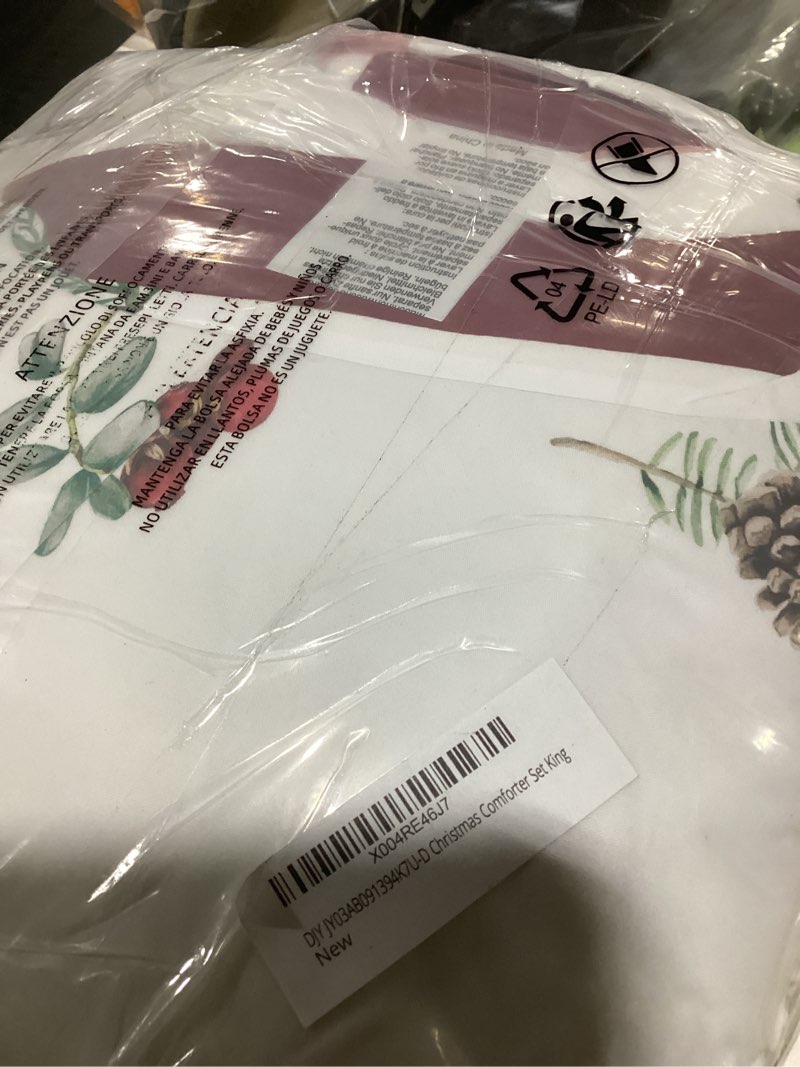 Condition photo showing Good Condition for DJY Christmas Comforter Set King Size Red Cardinal Bird Poinsettia 7 Pieces Bed in a Bag Rustic Checkered Pattern Christmas Bedding Set, Soft Microfiber Festive Winter Holiday Comforter (104''x90'') Cardinal Bird King