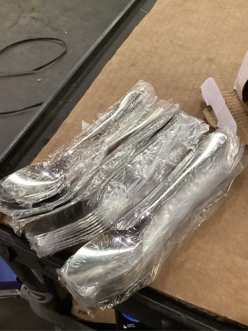 Condition photo showing New/Like New for 24 pcs teaspoons set, food grade stainless steel tea spoons, durable small spoons, metal dessert spoon, spoon silverware for home, kitchen or restaurant, mirror polished & dishwasher safe, 6.7-inch