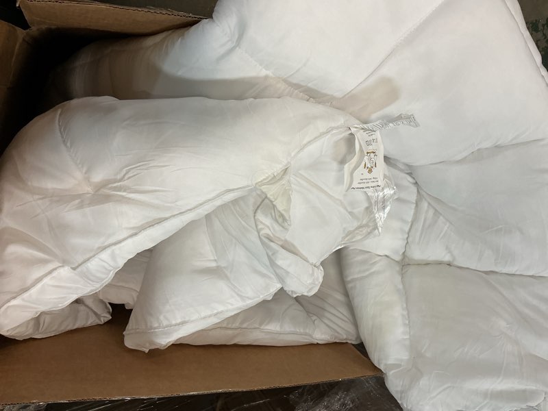 Condition photo showing Good Condition for extra thick fitted mattress topper - king size | soft & cooling pillow top mattress pad & protector | bed topper for back pain, straps stretch 6" to 22" deep king milky white -2 inch