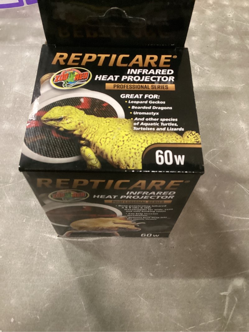 Condition photo showing New/Like New for Zoo Med ReptiCare Infrared Heat Projector - DH-60