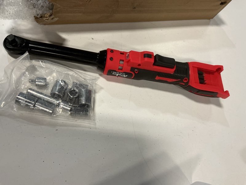 Condition photo showing Good Condition for AUTO JARE lithium ion ratchet