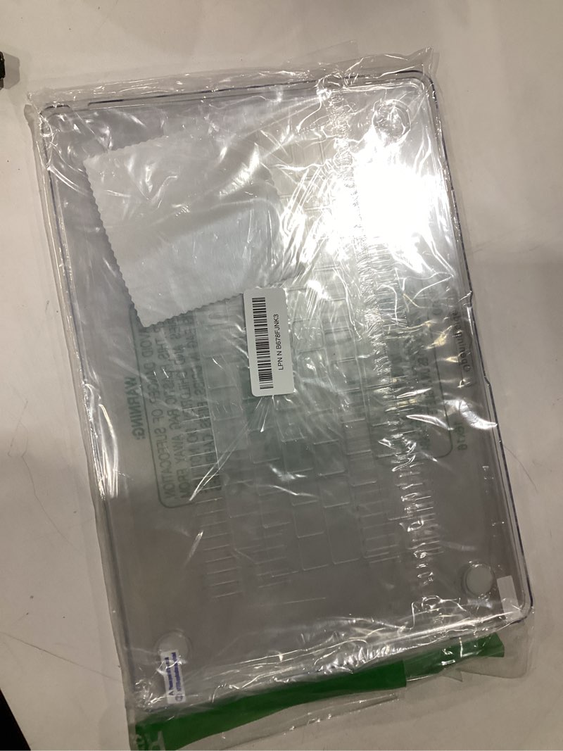 Condition photo showing Good Condition for eoocoo case compatible with macbook air 15 inch 2026 2025-2023 release m4 a3241 m3 a3114 m2 a2941 liquid retina display, plastic hard shell case & keyboard cover & screen protector, crystal clear