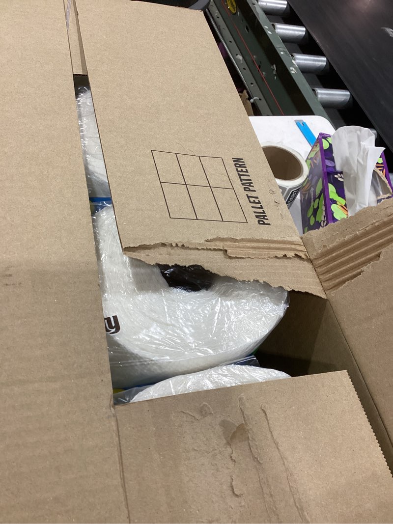 Condition photo showing Good Condition for Bounty towels