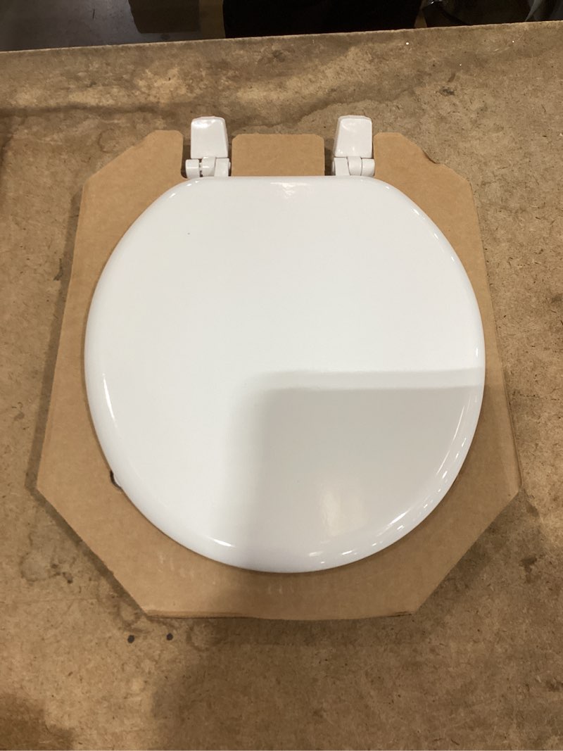 Condition photo showing New/Like New for bemis 400tta economy durable wood toilet seat, made in usa, round, white