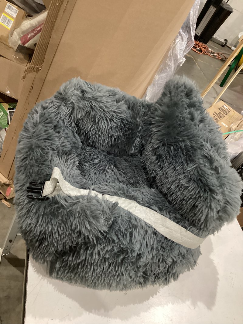 Condition photo showing Good Condition for dog bed, fleece top with water resistant nonslip bottom pet mat dog crate bed