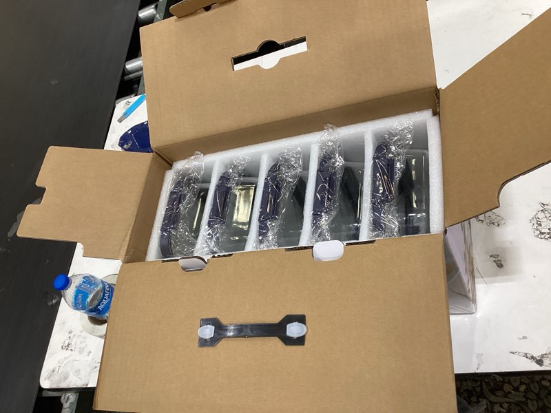 Condition photo showing New/Like New for borohouse 5-pack borosilicate glass containers with tempered lids, 35.2oz/4.4 cup airtight meal prep set, microwave/freezer safe (blue) tempered lids blue 4.4 cup*5