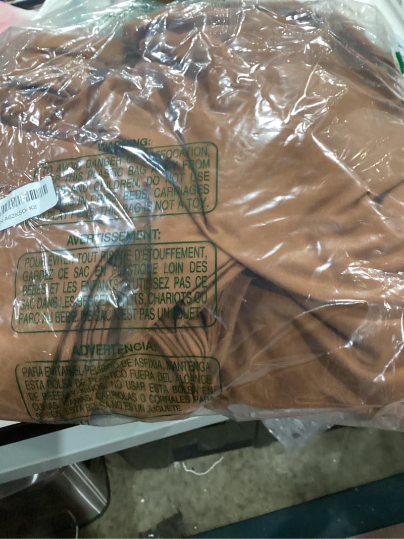 Condition photo showing Good Condition for bedsure brown duvet cover king size - 3 pieces prewashed cotton-like extra soft bedding set, includes 1 duvet cover 104x90 inches with zipper closure & 2 pillow shams, comforter not included 02 - brown (no comforter) king (104" x 90")