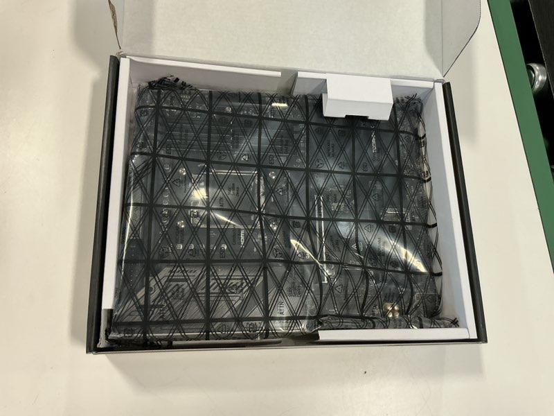 https://lotting-media.assets.bidfta.com/lotting_4076bb92-9786-4121-a5e9-7c4b625d2688