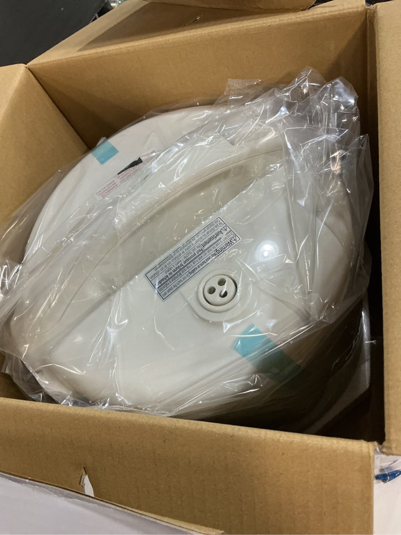Condition photo showing New/Like New for tiger jnp-1800-fl 10-cup (uncooked) rice cooker and warmer, floral white 10-cup white