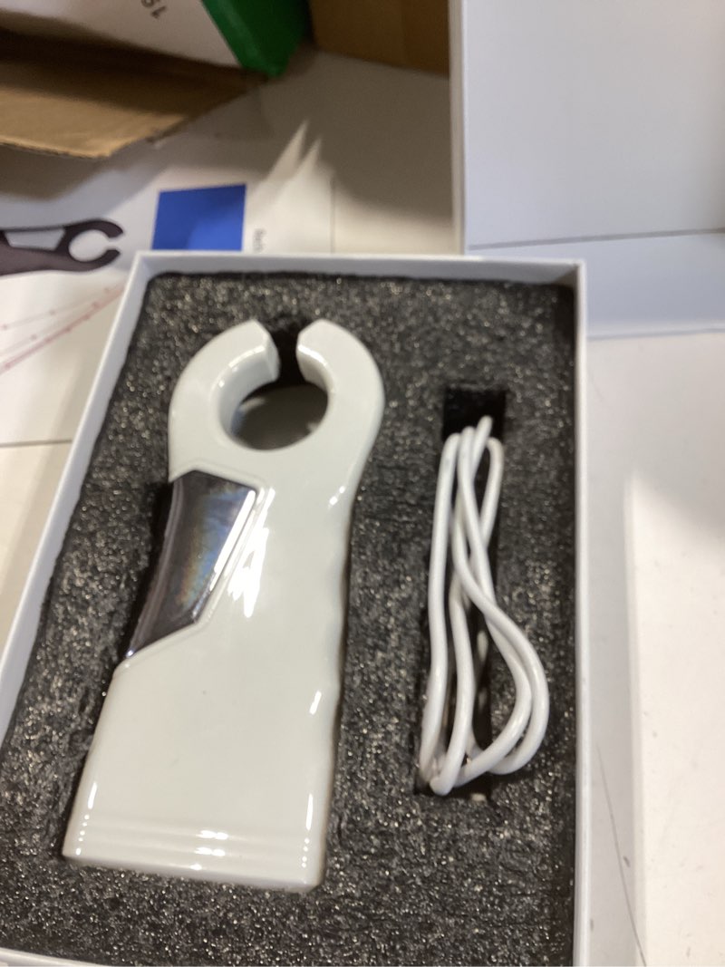 Condition photo showing Good Condition for rechargeable vein finder, vein finder for iv access for universal skin compatibility, suitable for n