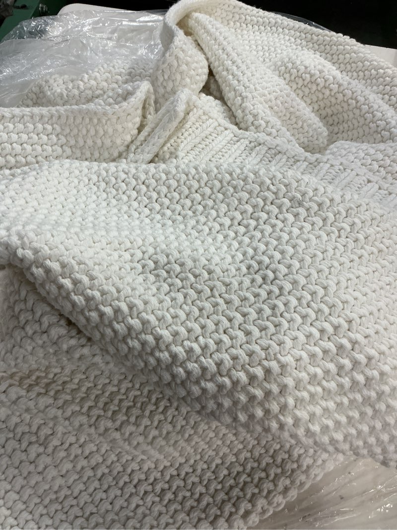 Condition photo showing Good Condition for quince, cotton fisherman throw  blanket 50”x60” ,ivory