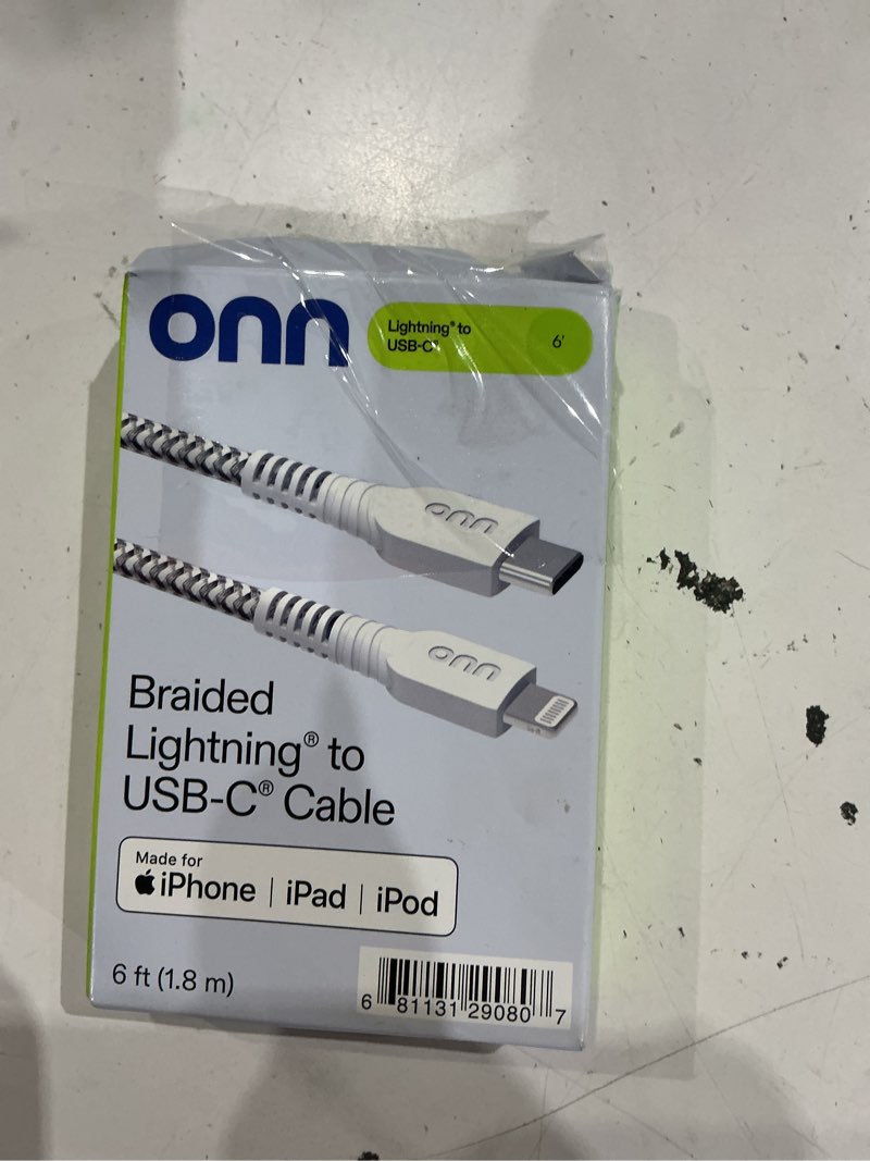 Condition photo showing Good Condition for onn 6ft lightning to usb-c braided charging cable, fast charging, mfi certified, white - compatible with iphone 14/13/12/11/x/xr/xs/8/7/6/5, ipad, airpods and more