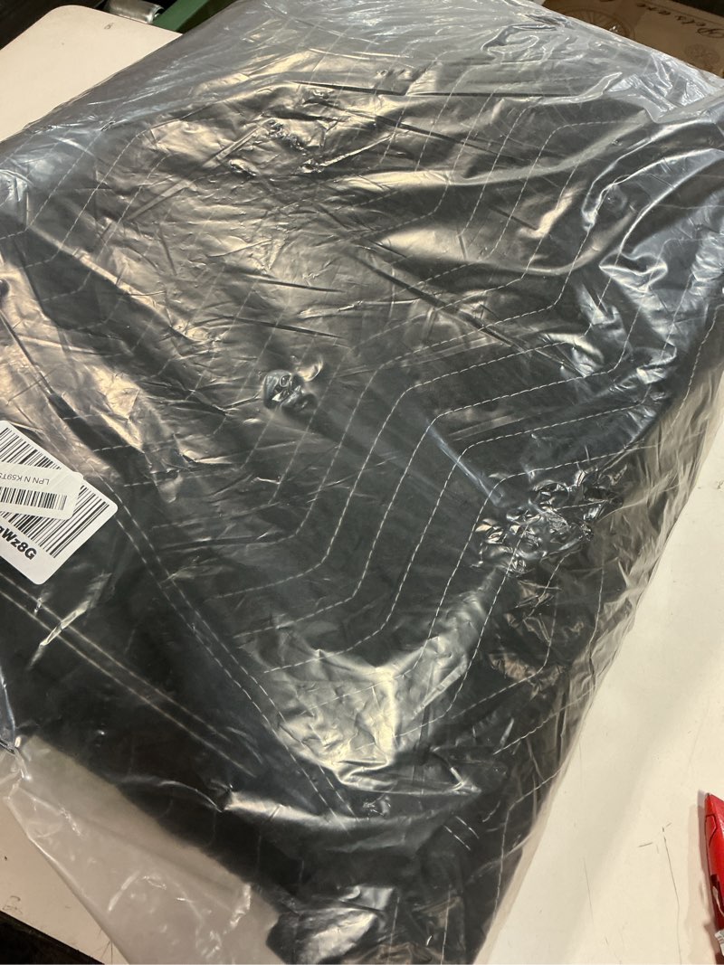 Condition photo showing Good Condition for VEVOR Sound Dampening Blanket, 96" x 80", Extra Large Studio Grommeted Blanket with Grommets, Light Blocker for Door Acoustic Noise Blocking Blanket Studio Sound Absorption Sheet, Black