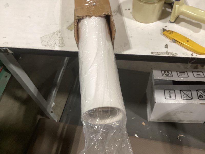 Condition photo showing New/Like New for kate transparent pvc reflection floor mat - 5x5ft clear reflective photography backdrop, durable table cover protector for studio, waterproof and scratch-resistant plastic mat