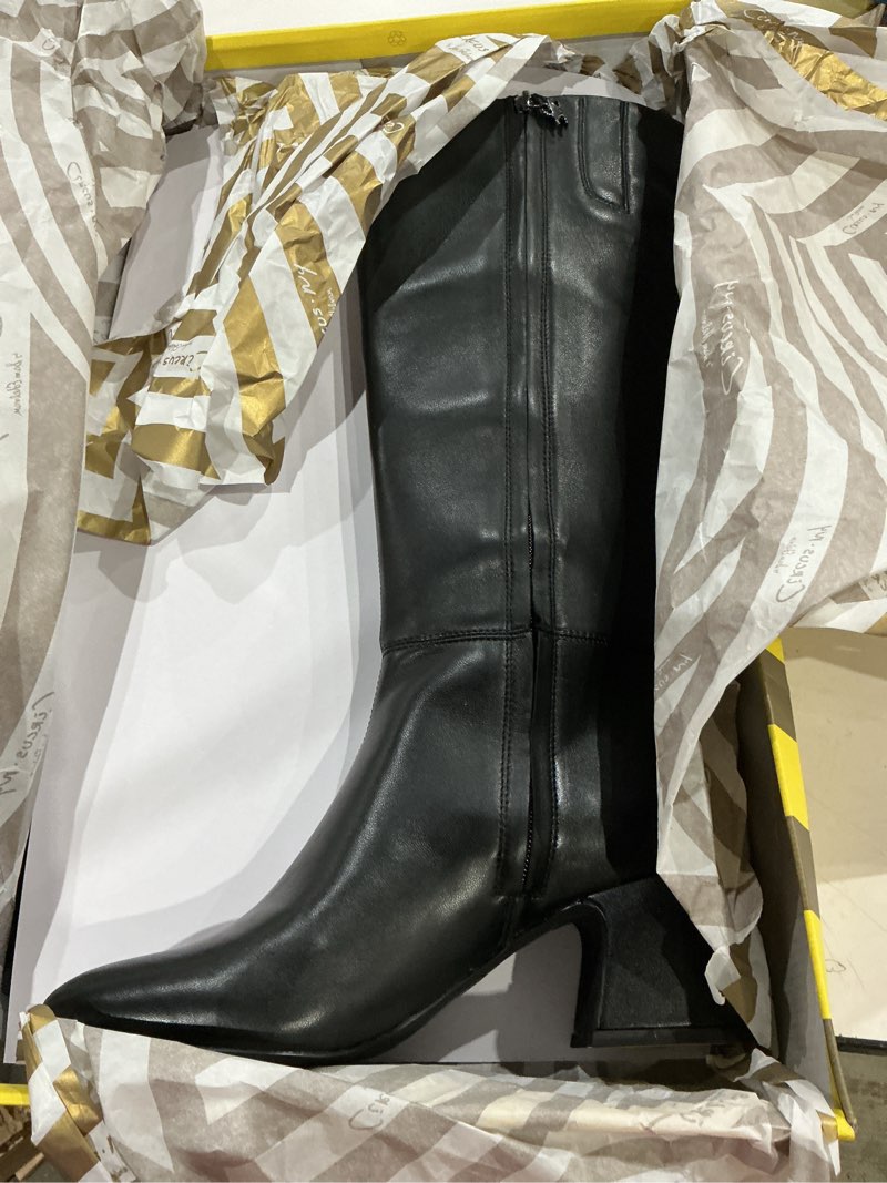 Condition photo showing Good Condition for circus ny by sam edelman women's oaklyn knee high boot black leather wide calf 8 medium
