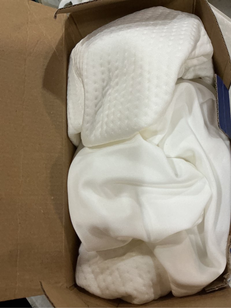 Condition photo showing As Is for queen size luxury tencel mattress protector, 100% waterproof, ultra soft, naturally cooling & breathable, deep pocket up to 18"
