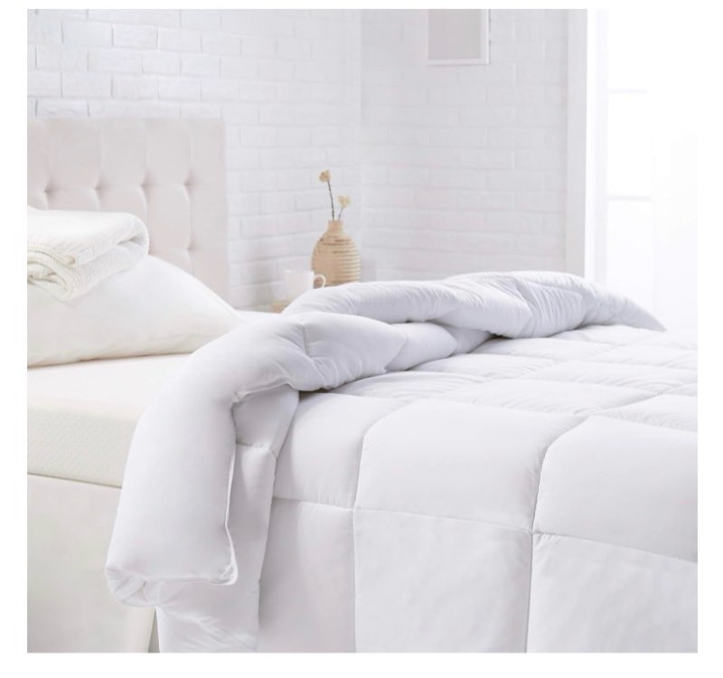 Down comforter, queen size 