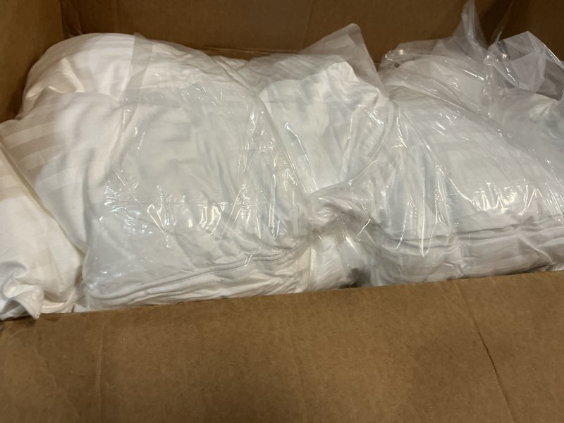 Condition photo showing Good Condition for Hypoallergenic Side Sleeper Pillows Queen/Standard Size Set of 2 - Soft and Cooling - Hotel Quality Soft Pillows with Cotton Cover Down Alternative Filling,Oeko-TEX Certified Queen (Pack of 2)