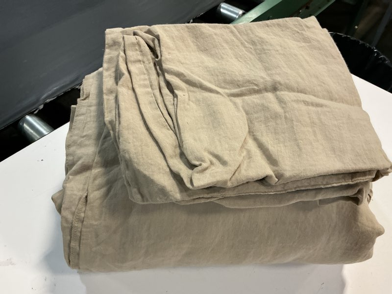 Condition photo showing As Is for quince european linen sheet set natural chambray