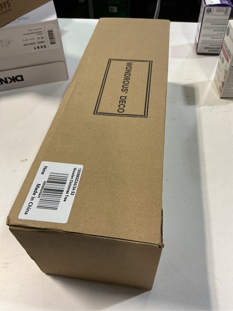 Condition photo showing New/Like New for WONDROUS' DECO Christmas Tree Figurine Gold Wooden, Tree Figurines Decorative for Tabletop, Small Glittered Golden Xmas Trees Figurines for Christmas Mantle Indoor Decor Antique Gold Set of 2