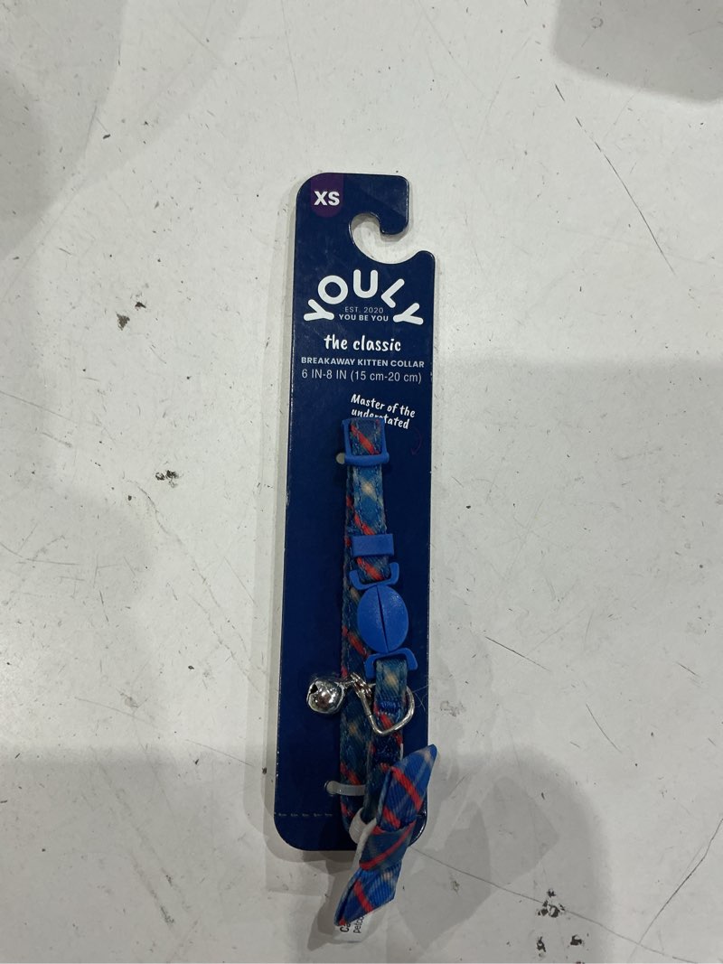 Condition photo showing Good Condition for youly blue cat breakaway collar , extra small