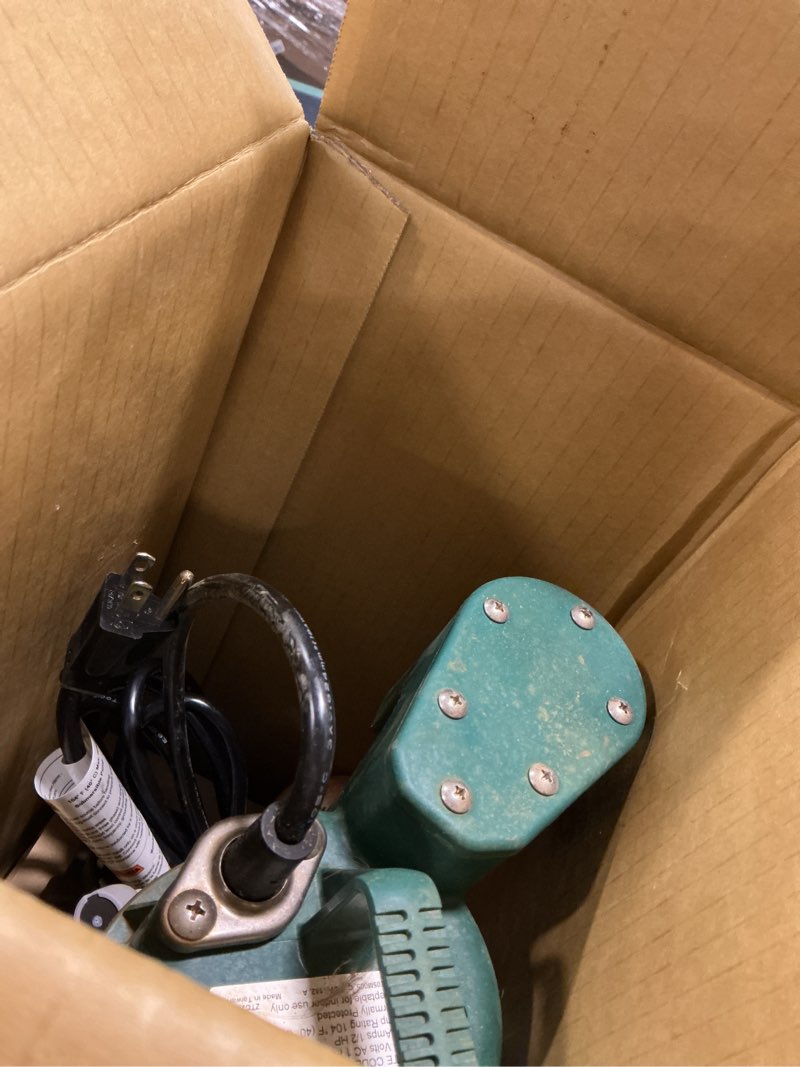 Condition photo showing As Is for Zoeller 1/2 HP 115V Cast Iron Submersible Sump Pump  60 GPM 1075-0001