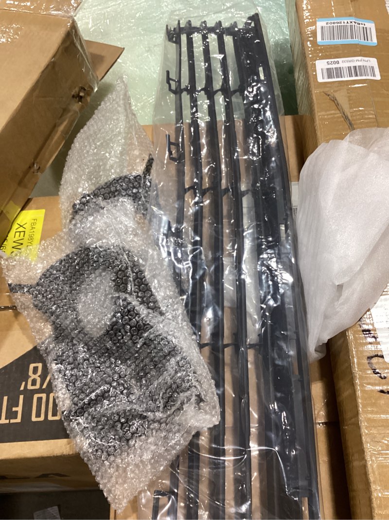 Condition photo showing Good Condition for plastic front grill