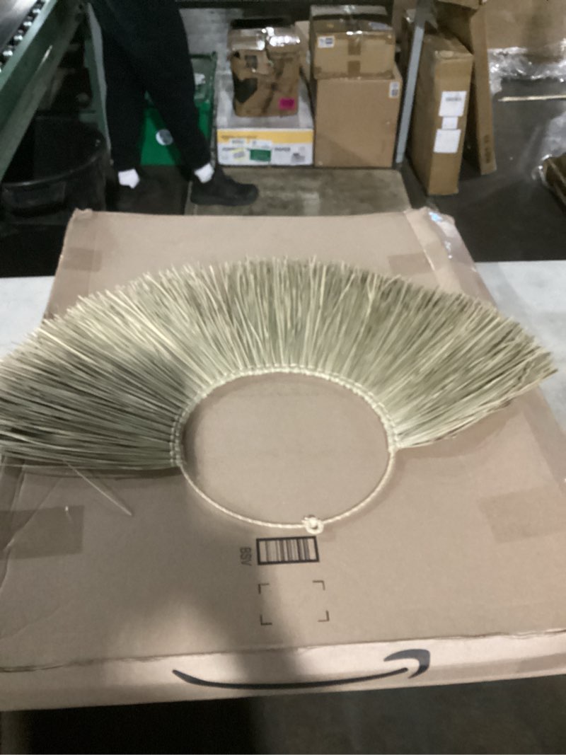 Condition photo showing Good Condition for pemar rustic boho wall hanging decor: set of 3 woven seagrass fans - perfect for living room, bedroom & headboard art (xl: 35.4" d, l: 27.6" d, m: 19.7" d)