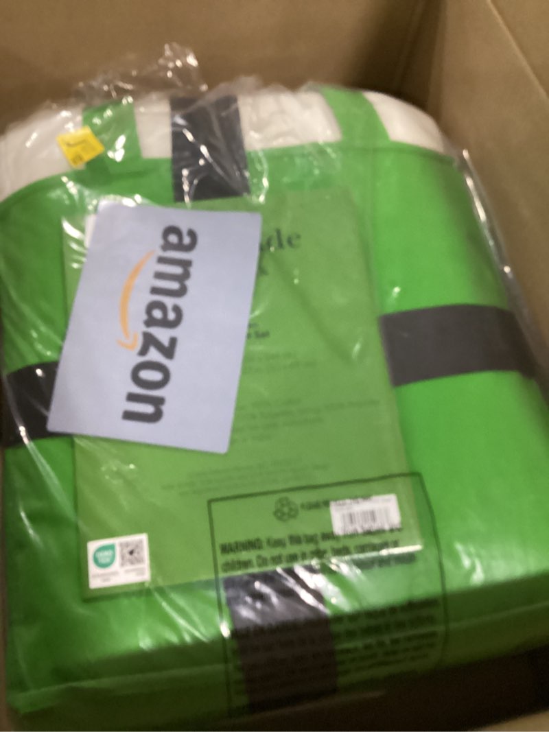 Condition photo showing Good Condition for kate spade new york scalloped edge 3-piece full/queen quilt bedding set, 100% cotton reversible cover, all season warmth bedding, machine washable, marshmallow scalloped edge full/queen marshmallow