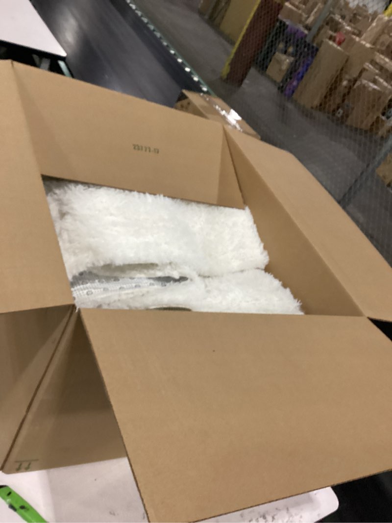 Condition photo showing Good Condition for LOCHAS Ultra Soft Indoor Modern Area Rugs Fluffy Living Room Carpets for Children Bedroom Home Decor Nursery Rug 9x12 Feet, Cream Cream 9' x 12' (Rectangular)