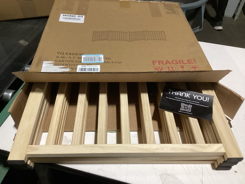 Condition photo showing New/Like New for yocan paint-free wooden freestanding dog gates for the house,doorways, stairs,wood dog fences indoor pet gate,step over fence-4 panel h:23” ?4 panels?23.6"h