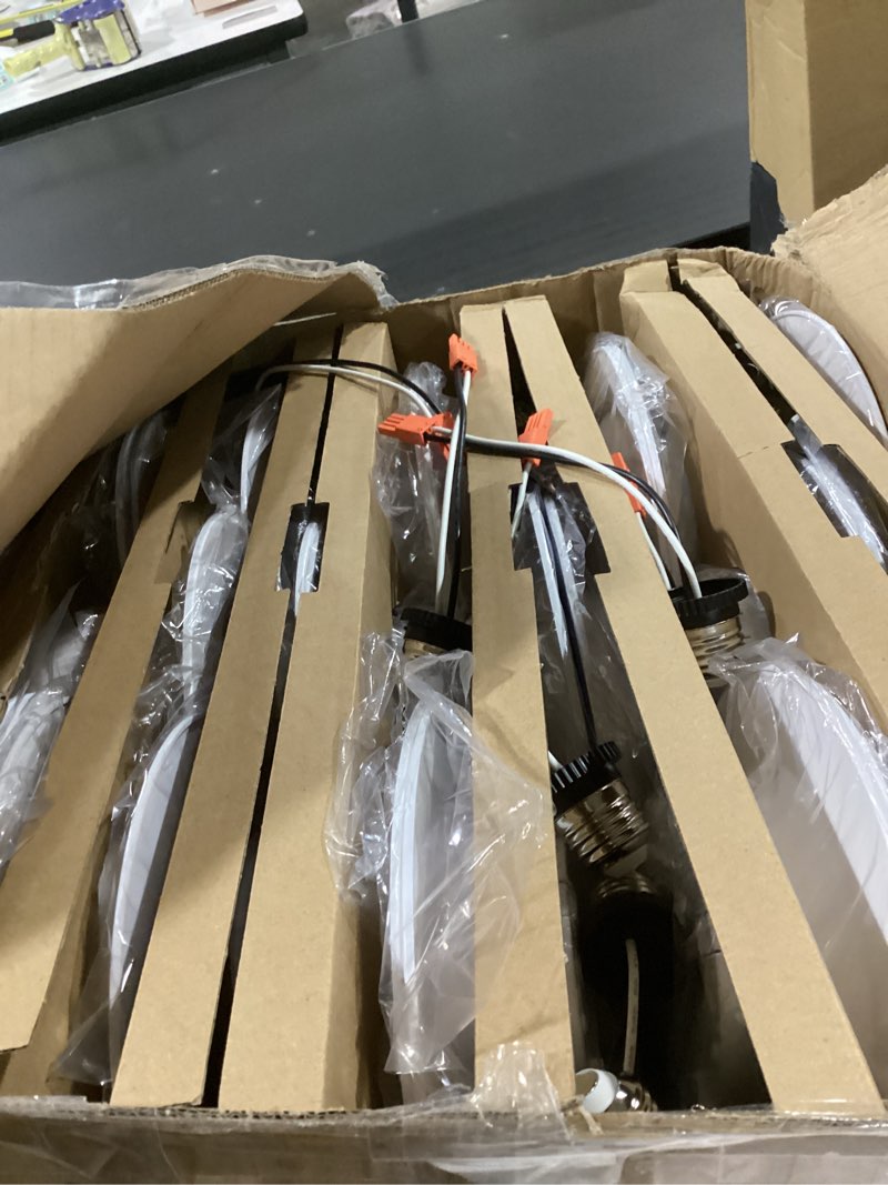 Condition photo showing New/Like New for ensenior 5/6 inch 5cct led can lights with night light 24 pack, retrofit led recessed lighting, baffle trim, dimmable, 9w=110w, 1000lm (24, 6 inch) 24 pack 6 inch
