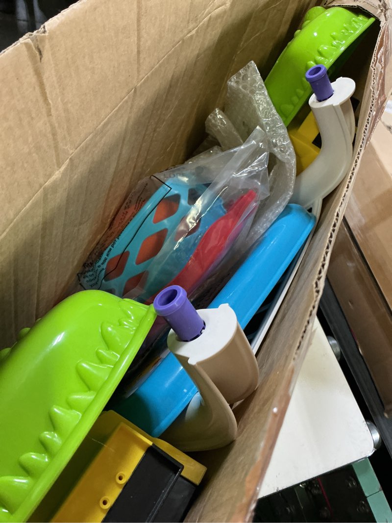 Condition photo showing Good Condition for vtech smart shots sports center (frustration free packaging), yellow