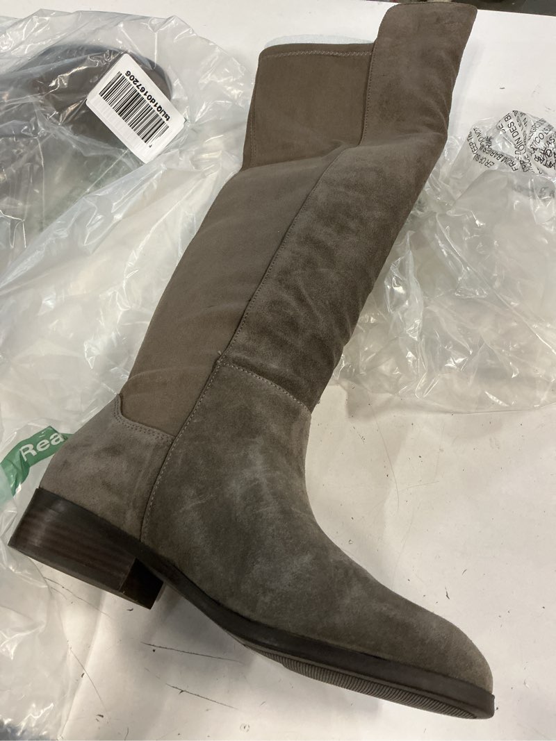 Condition photo showing Good Condition for lucky brand calypso (10m/41.5)