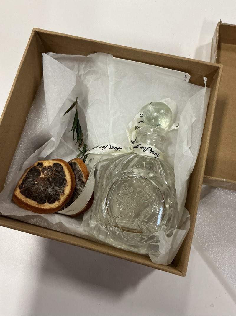 Condition photo showing As Is for Aromatherapy Candle Gift Set (missing part)