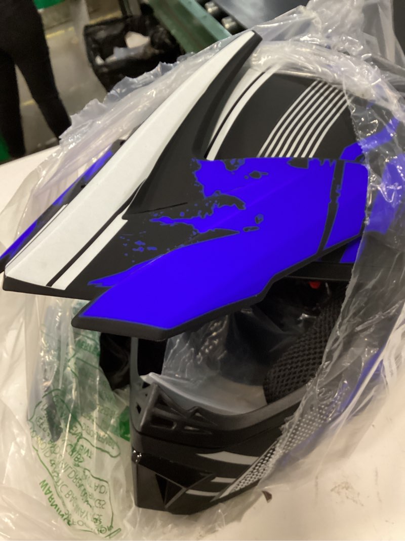Condition photo showing New/Like New for motorcycle dirt bike helmet full face motocross helmets for outdoor sports off road racing mountain bike men women off-road helmet gloves goggles for adult youth dot/fmvss 218 approve dark blue small