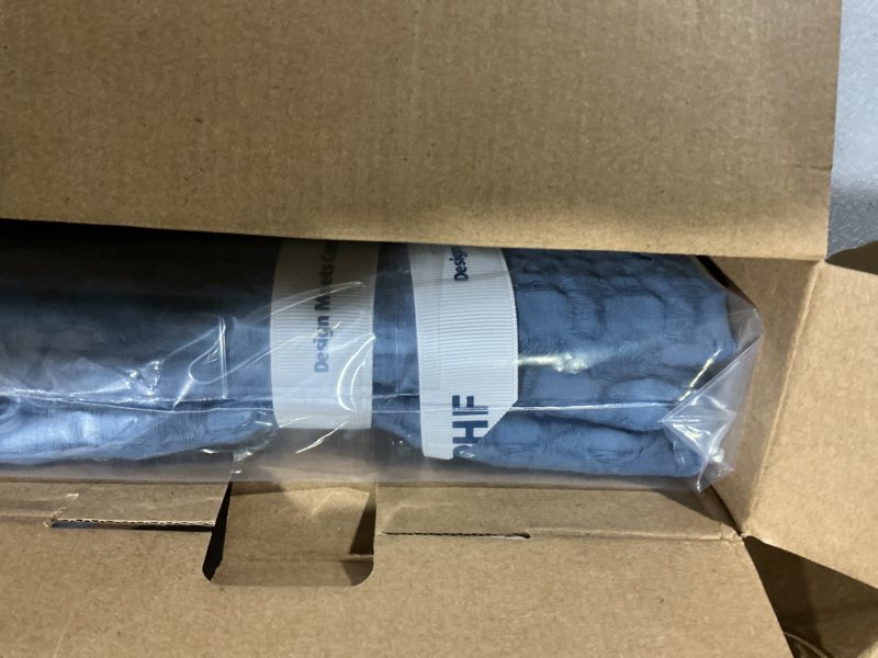 Condition photo showing Good Condition for phf 100% cotton waffle body pillowcase with zipper, 1 pack 20" x 54" soft skin-friendly pillow sham, no filling, aesthetic woven and breathable waffle weave body pillow cover for bed, captain's blue 54" x 20" (pack of 1) captain's blue
