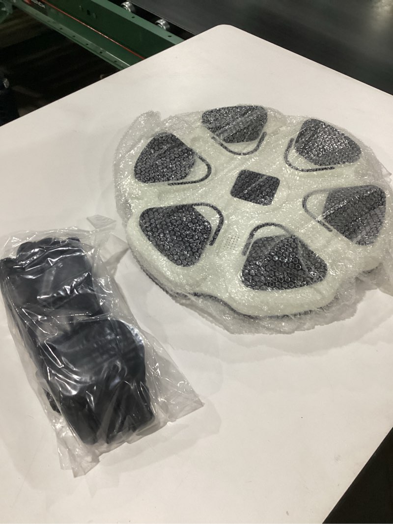 https://lotting-media.assets.bidfta.com/lotting_40e9b1e3-c3cc-4127-a6ca-2b50ec3ffbcd