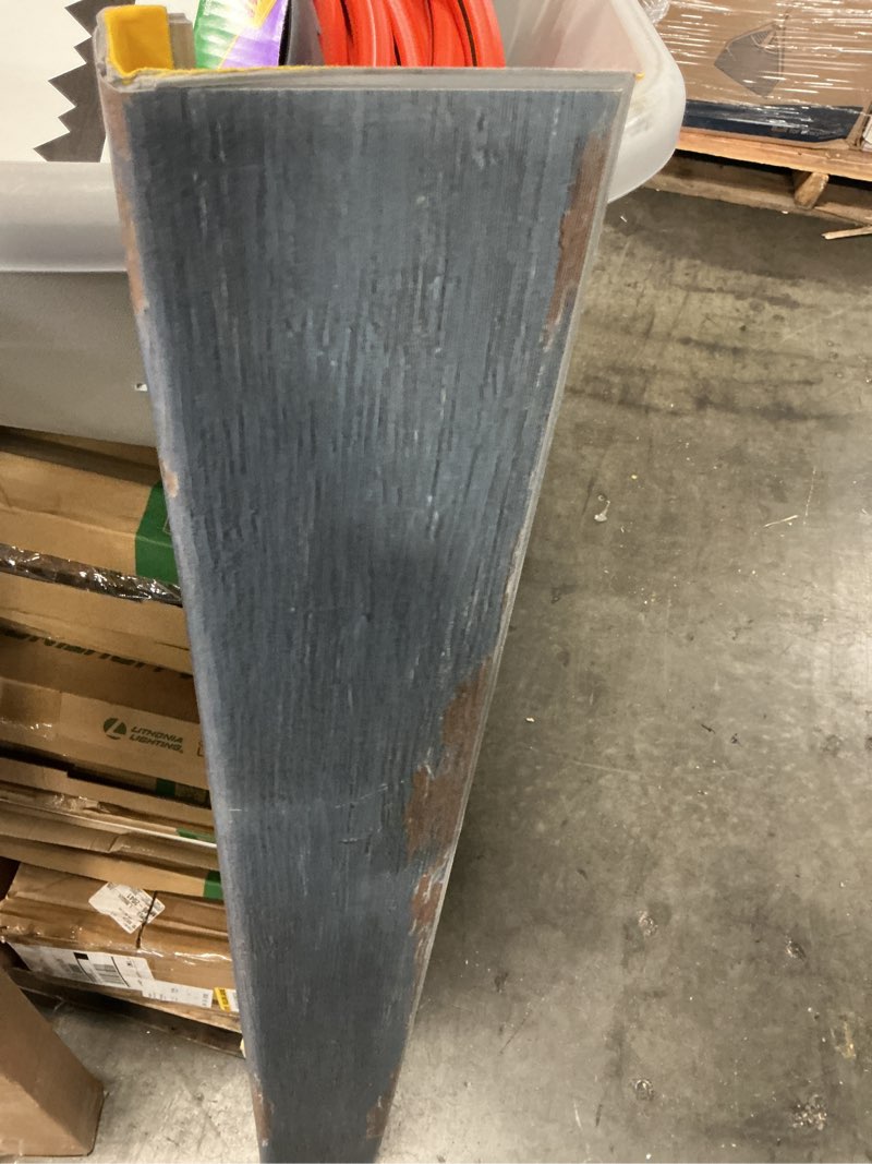 Condition photo showing Good Condition for hydrostop old blue sea 0.2 in. t x 4.5 in. w x 46 in. l stair nose molding
