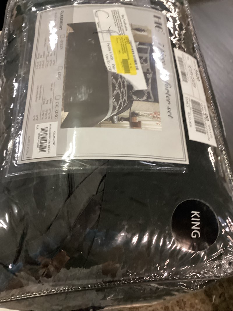 Condition photo showing Good Condition for hig 7 piece black & silver and gold faux silk fabric embroideried bedding set  king