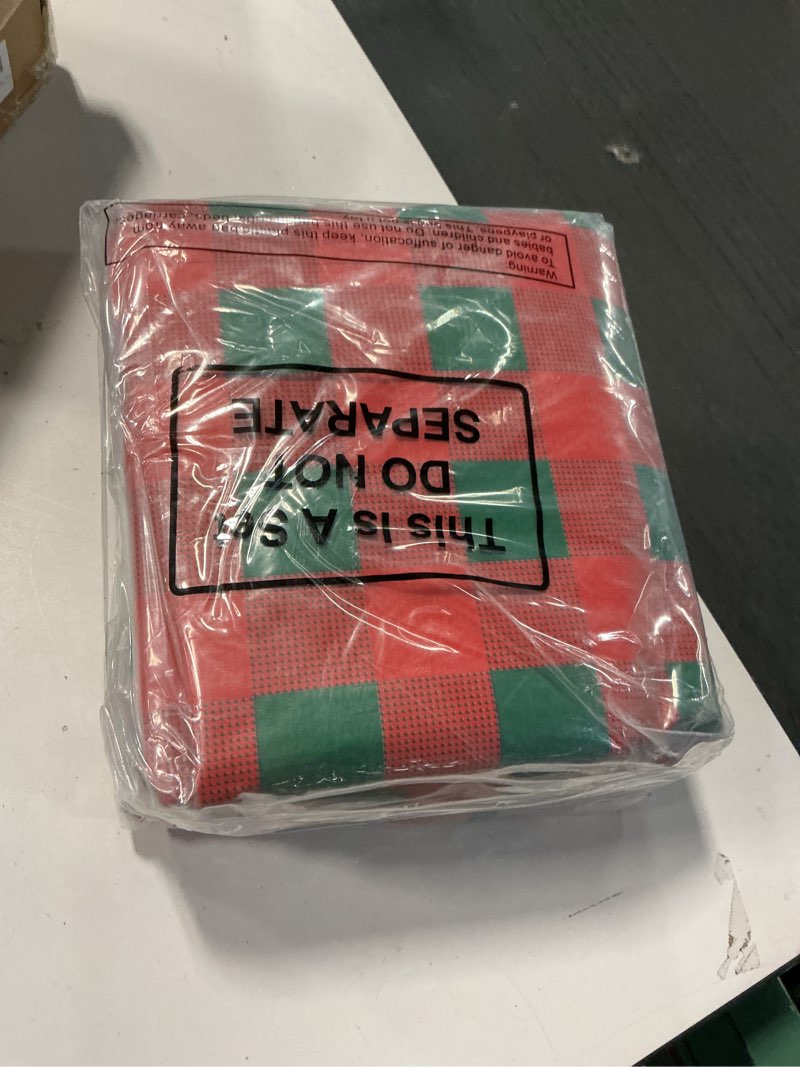 Condition photo showing New/Like New for Aliceset 4 Pack Wreath Storage Containers, Ornament Garland Wreath Storage Bags with Handle Zipper Decorative Storages Box for Winter Valentine Wreaths(24 x 24 x 7.8 Inch,Red Green Plaid) Red Green Plaid 24 x 24 x 7.8 Inch