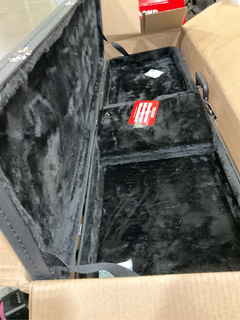 Condition photo showing Good Condition for gator cases hard-shell wood case for standard electric guitars, fits fender strat/tele style (gwe-elec)
