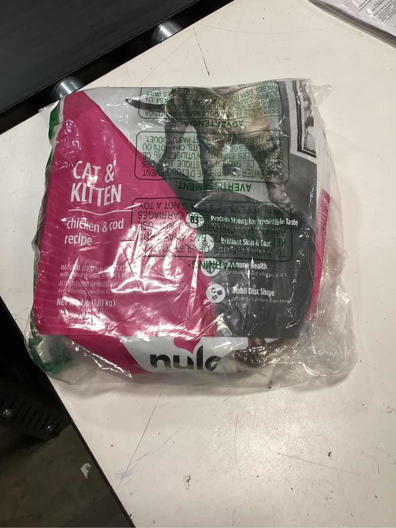 Condition photo showing New/Like New for (bbd:06/21/2027) nulo freestyle cat & kitten dry food - chicken & cod recipe, high protein grain free cat food, natural kibble with probiotics & omega fatty acids, 4lb bag chicken & cod 4 pound (pack of 1)