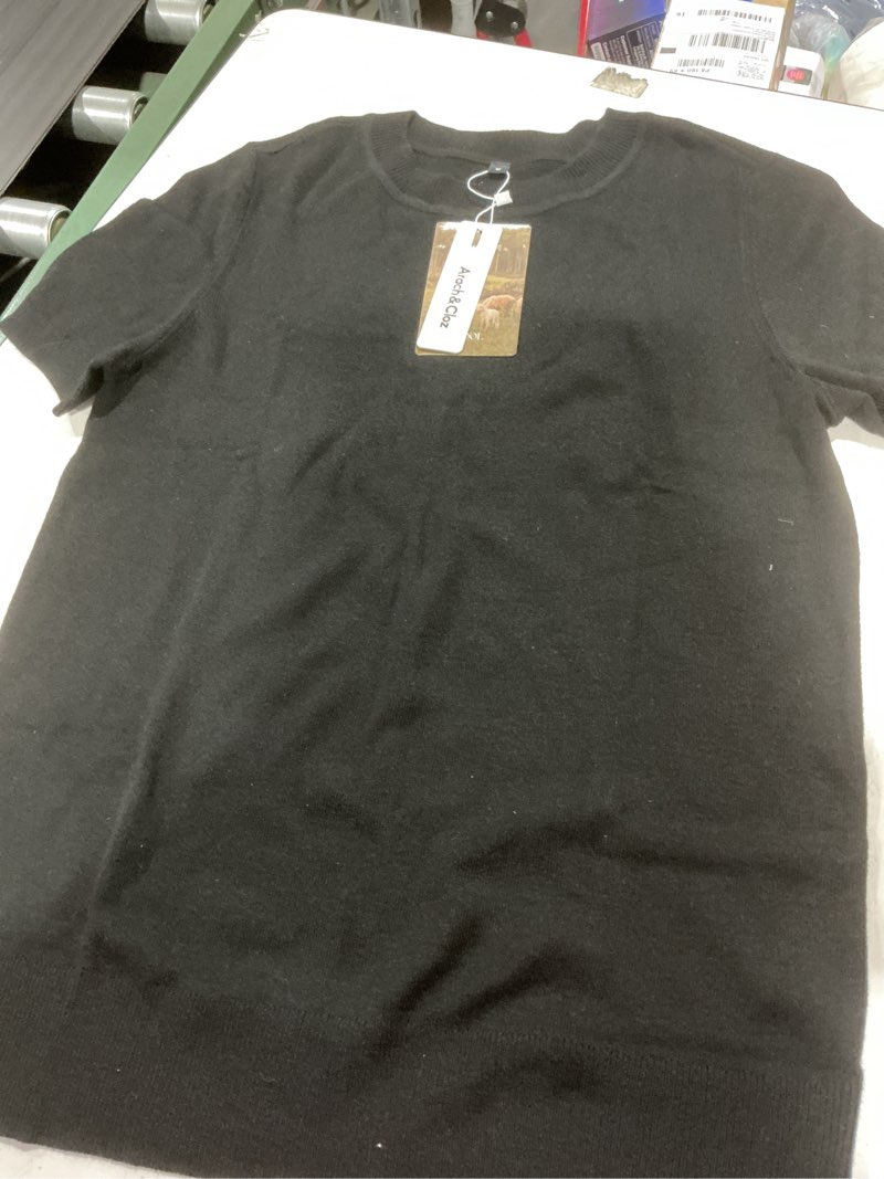 Condition photo showing Good Condition for nwt xios new york men's v-neck t-shirt charcoal gray short sleeve size m