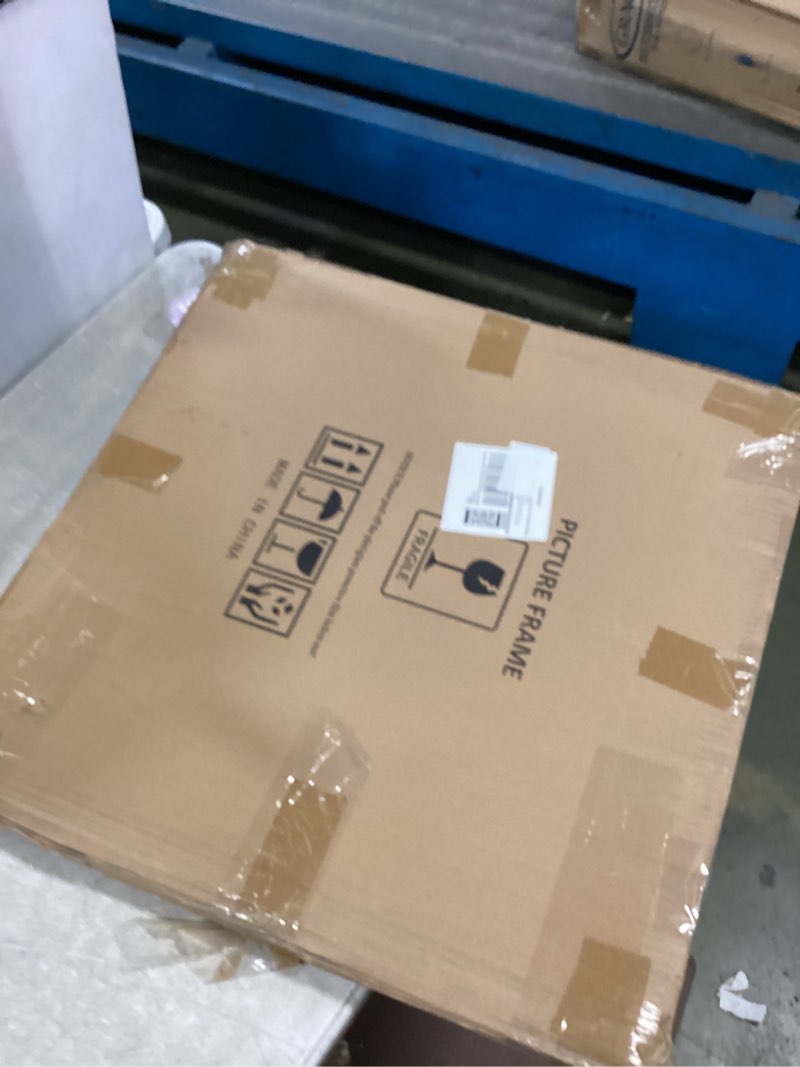 https://lotting-media.assets.bidfta.com/lotting_41192b8d-718d-4885-8730-baa2542377d5