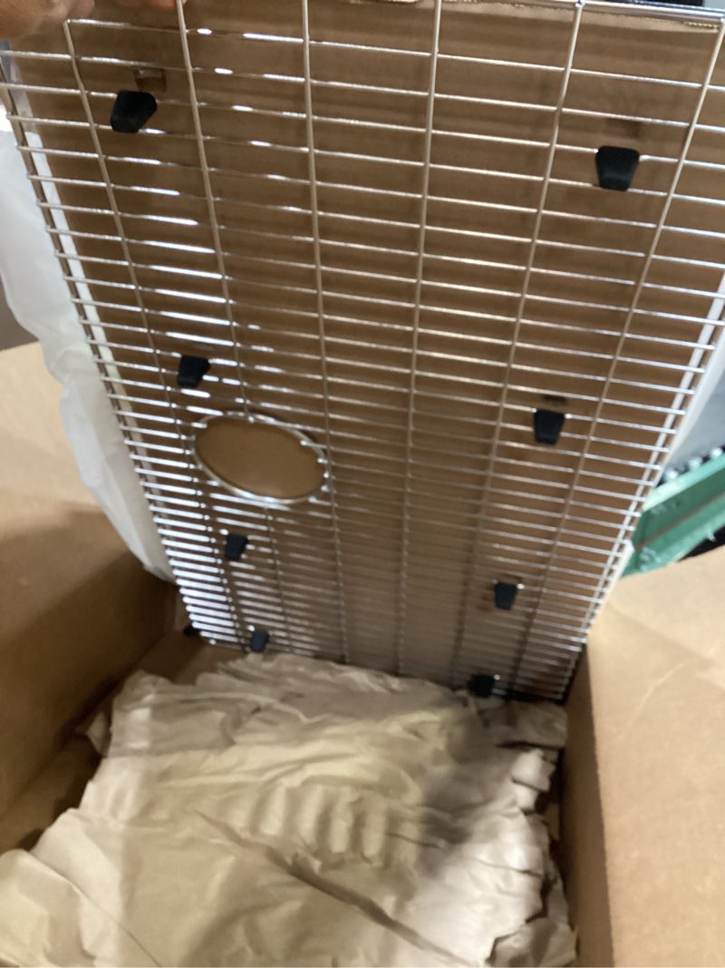 Condition photo showing Good Condition for elkay ebg2815 stainless steel bottom grid