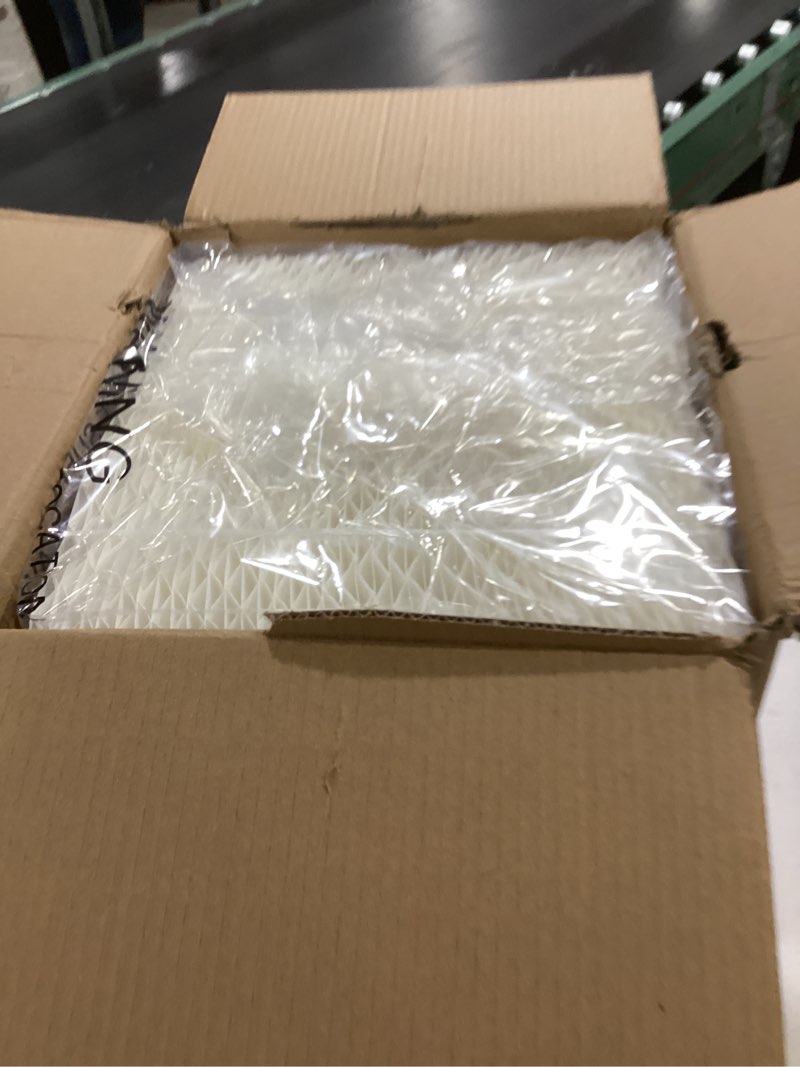Condition photo showing Good Condition for Funmit 1043 Super Humidifier Wick Filter (3 Pack) Replacement for Essick Air AIRCARE EP9500, EP9700, EP9800, EP9R500, EP9R800, 821000, 826000, 826800, 831000 Bemis Space Saver 800 8000 Humidifiers