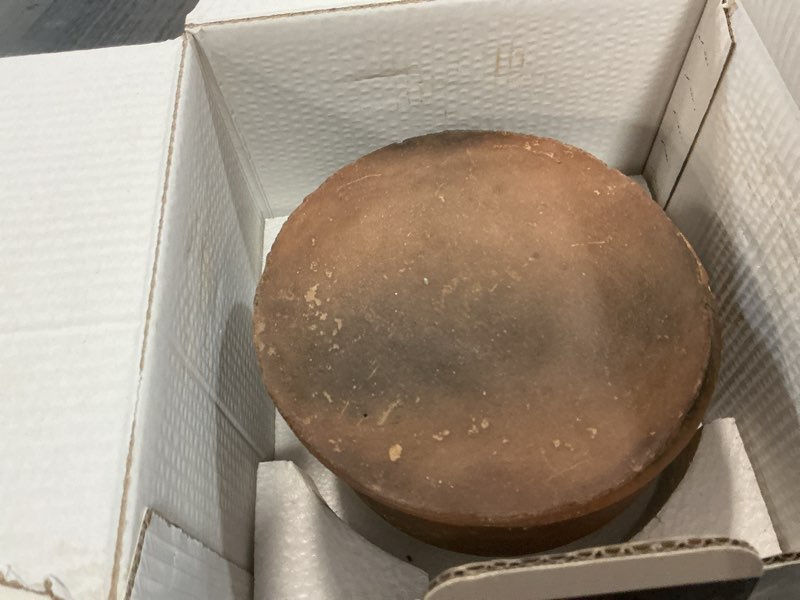 Condition photo showing As Is for Hakan Efes Clay Cooking Pots with Lids, SMALL 1.9 Quarts Clay Pots for Cooking, UNGLAZED Twice Baked Traditional Casserole Rice Pots for Stove Top, Indian Korean Terracotta Roaster, 60.9 oz (1.8 L) Small - 1.9 Quarts (1.8 lt)